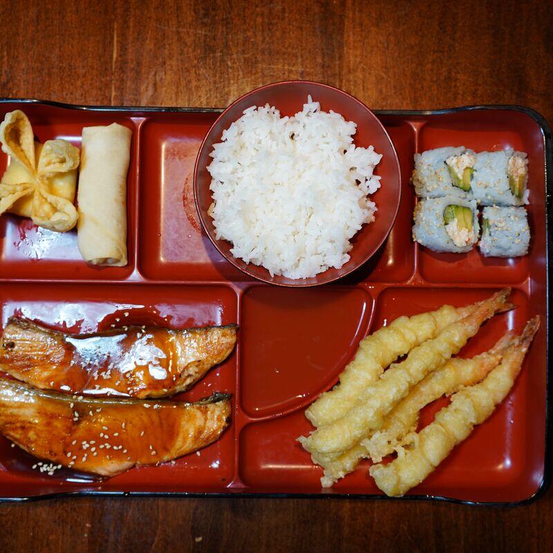 Salmon bento